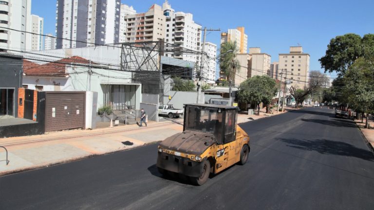 Obras continuam na Rua Rui Barbosa