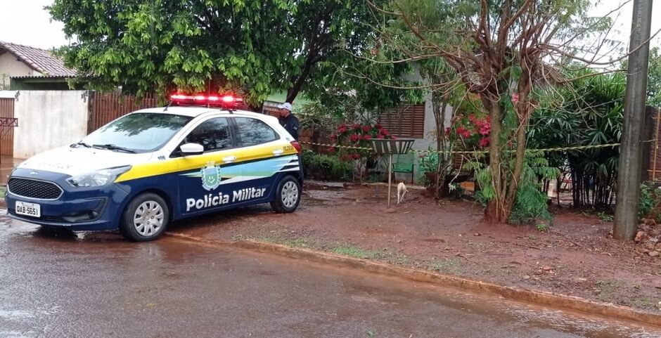 Residência onde casal foi esfaqueado
