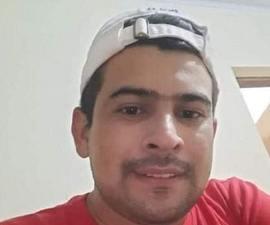 Baleado foi socorrido por vizinhos e irmão na fronteira 