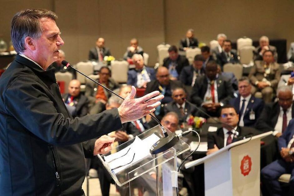 Bolsonaro lamenta ameças de prisão após eleições 