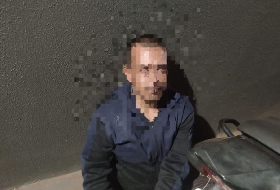 Suspeito foi recolhido à carceragem 