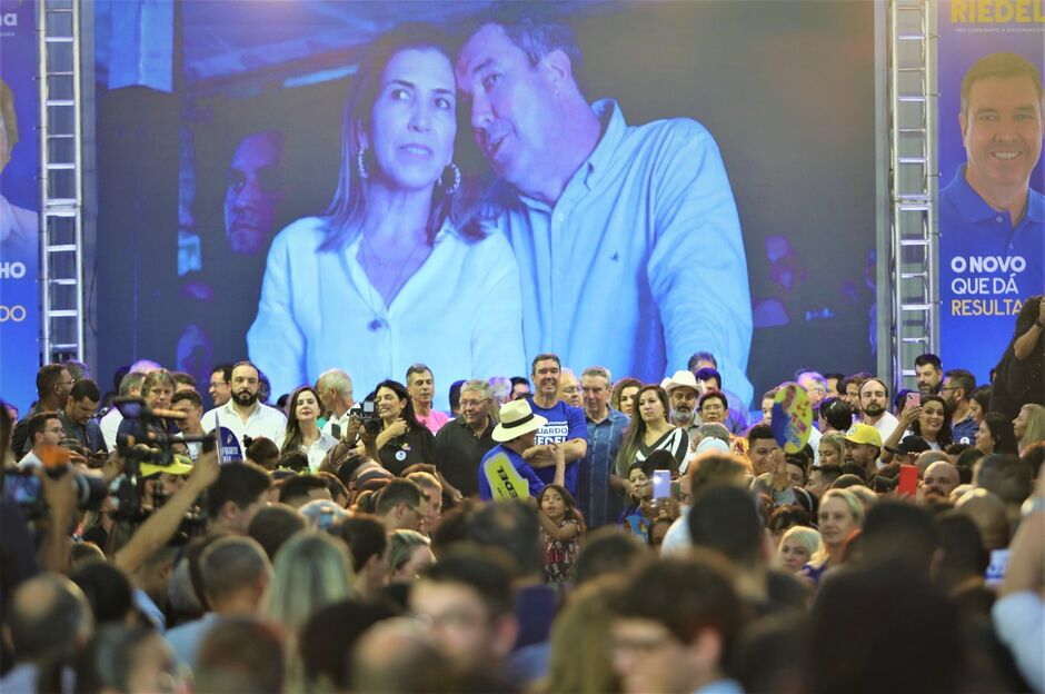 Quase duas mil pessoas prestigiaram o primeiro ato público de pré-campanha