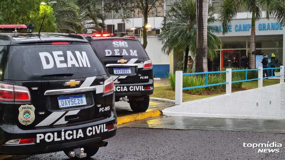Equipes da Polícia Civil estão na Prefeitura de Campo Grande