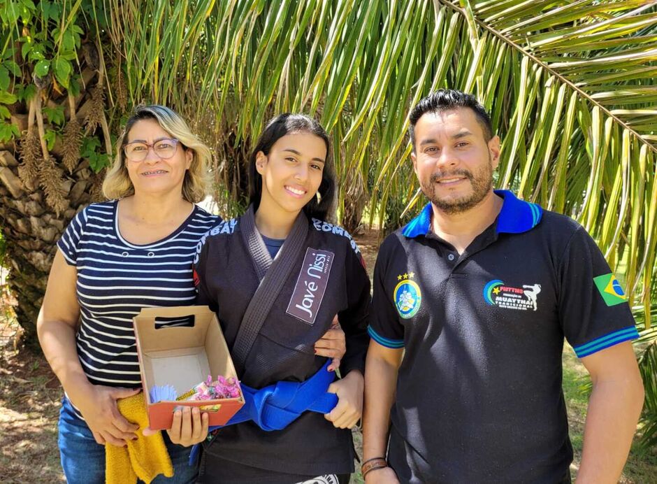 Gaby Pantaneira busca recursos financeiros para disputar torneios em outros estados