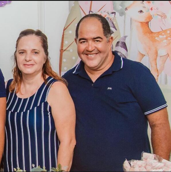 O casal mora no Nova Campo Grande e tem um filho de 19 anos