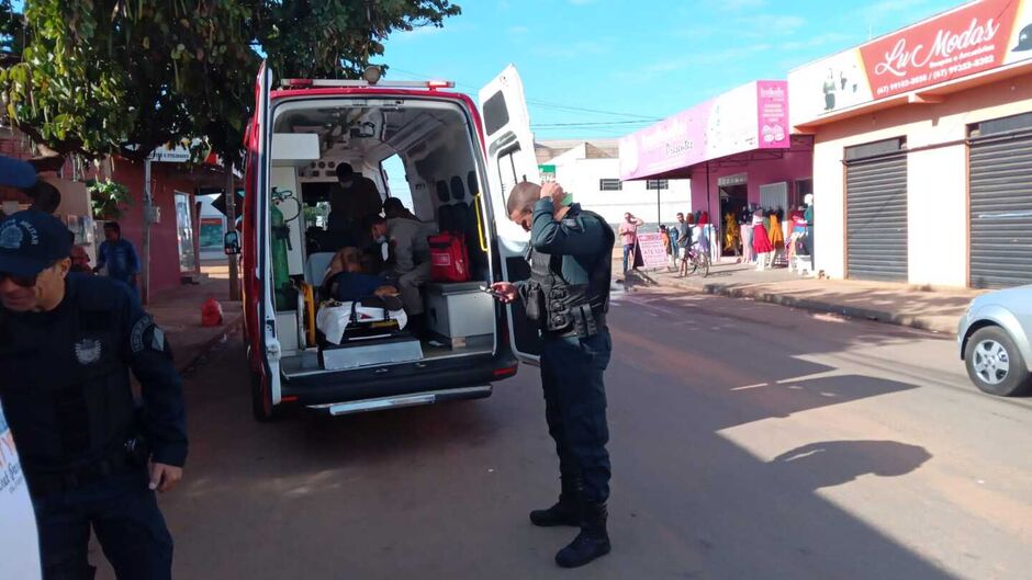 Ele foi socorrido pelo Corpo de Bombeiros