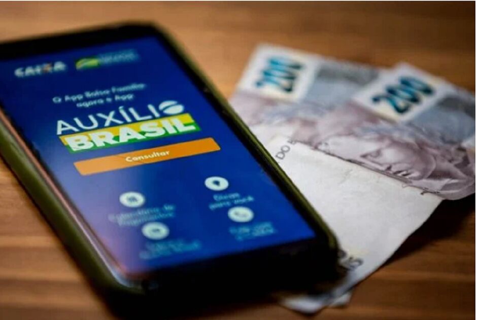 Auxílio começa a ser pago 