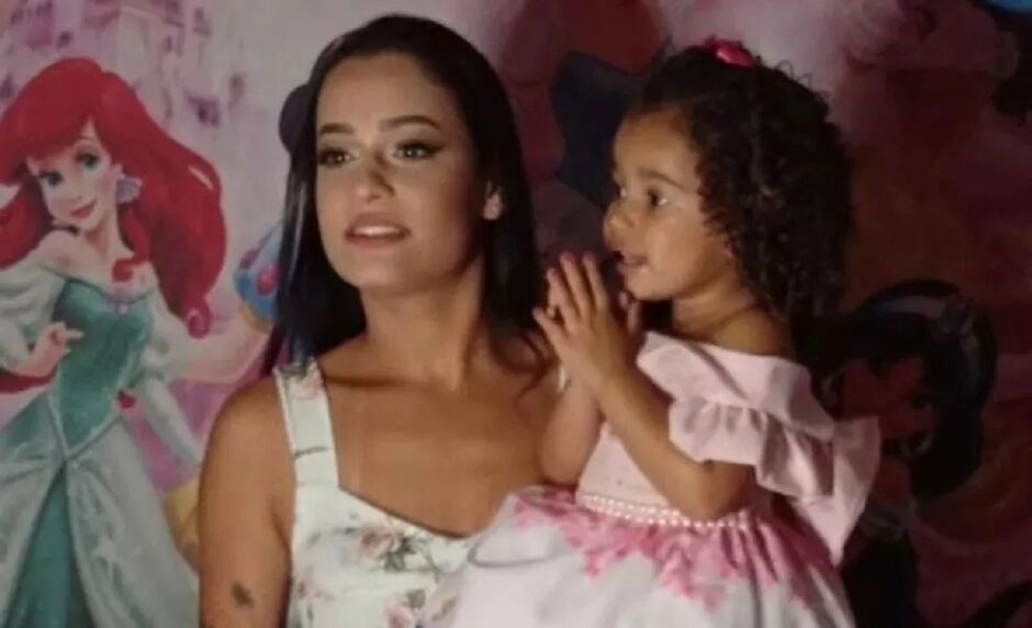 Mãe e filha se recuperam em hospital de Minas 