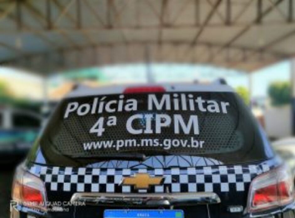 Suspeito deu bobeira na frente da PM 