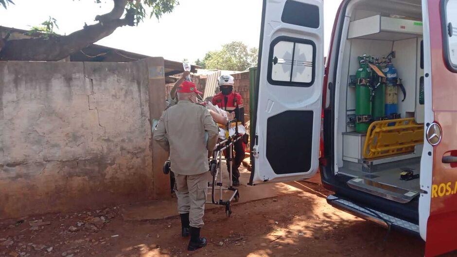 A vítima foi levada para a Santa Casa 