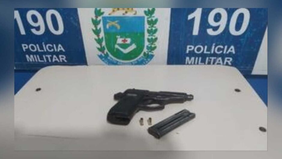 Arma que disparou em veterinário