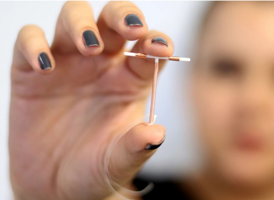 Planos não podem exigir assinatura do marido para colocar método contraceptivo