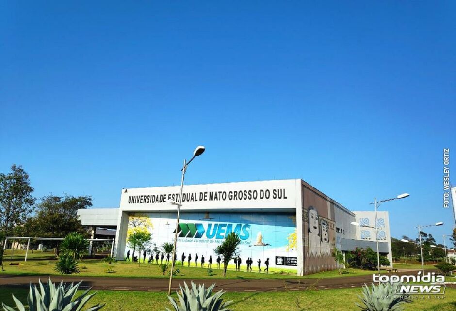 Dia será fresco e com chuva na Capital 