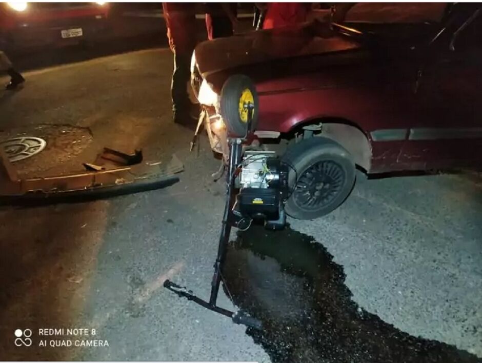 Patinete desgovernado atingiu o carro