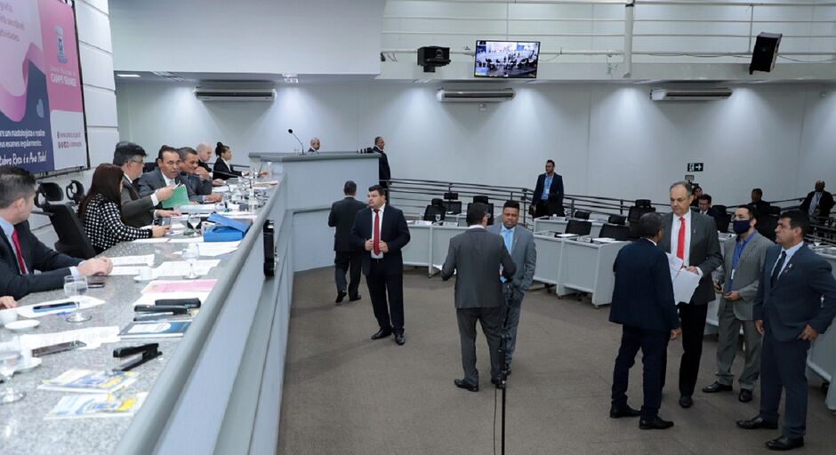 Plenário manteve quatro vetos do Executivo 