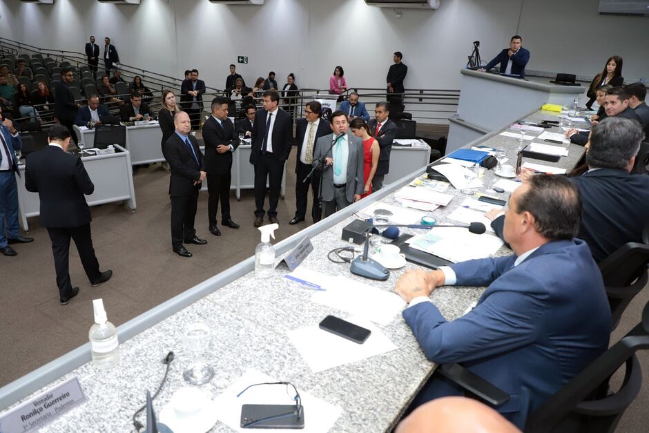 Projetos e vetos serão analisados nesta quinta-feira 