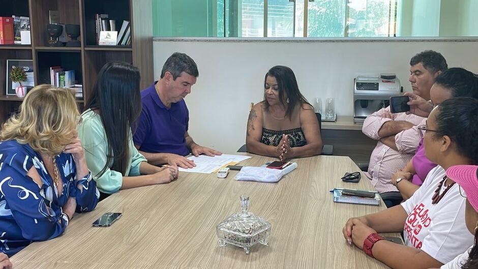 "Riedel sempre manteve diálogo com Federação de professores 