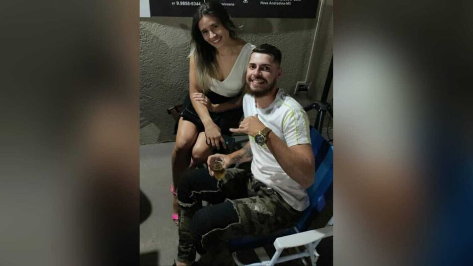 Leonardo e a esposa Thaynara após o acidente