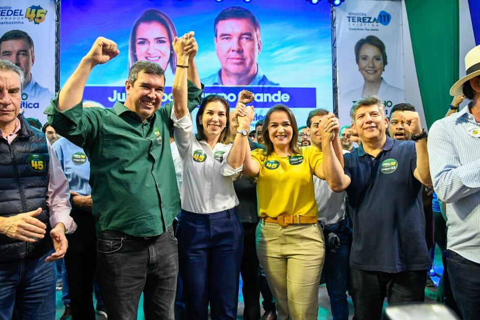 Riedel, Mônica, Adriane e Lídio