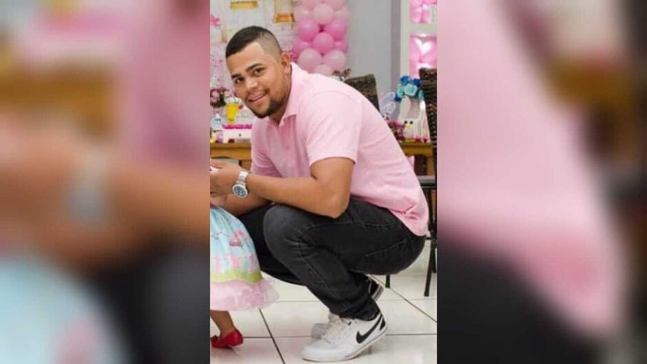 Rafael tinha 30 anos e morreu ao bater carro contra manilhas