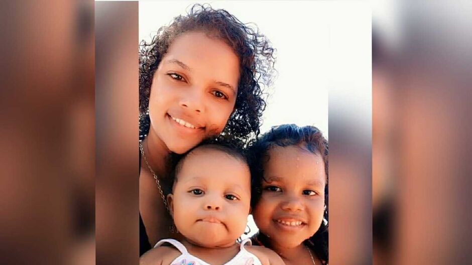 Silvana com as filhas