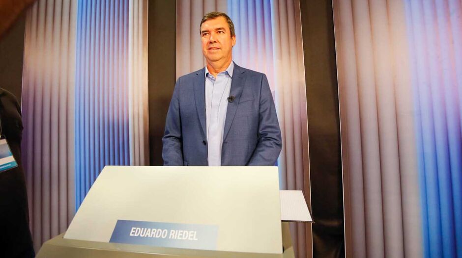 Riedel argumentou sobre impostos e capacidade do estado