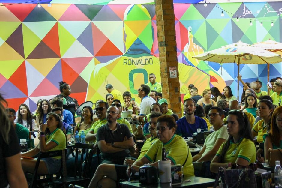 Maioria usa ''amarelinha'' em jogos do Brasil 