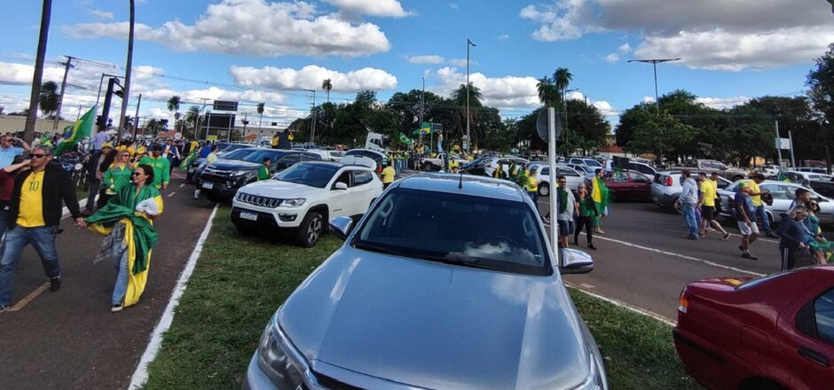 Avenida está repleta de bolsonaristas