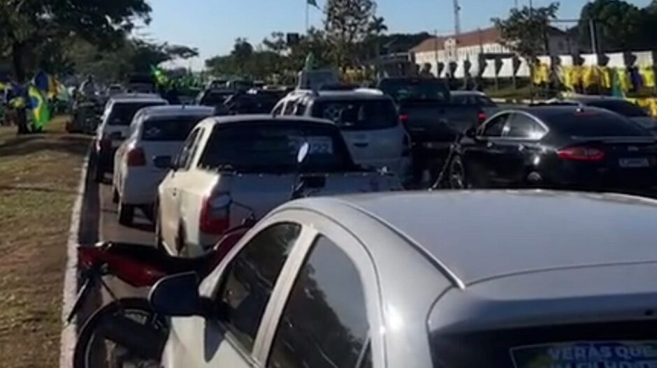 Protesto deixa trânsito ruim na Duque de Caxias 
