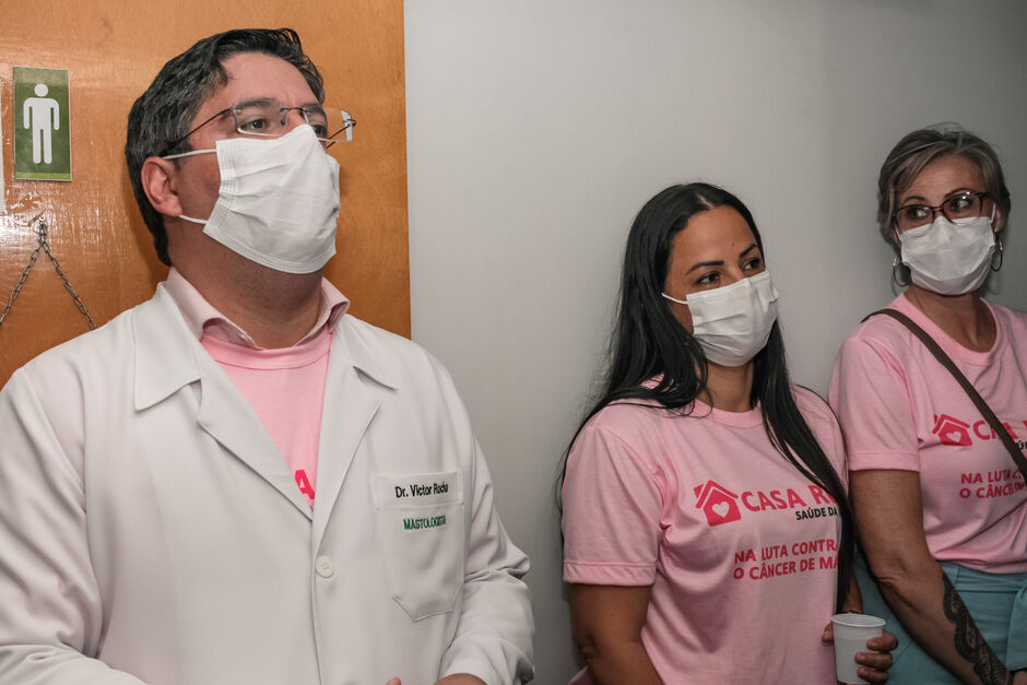 Casa Rosa oferece atendimentos gratuitos com foco na saúde da mulher e a prevenção do câncer de mama