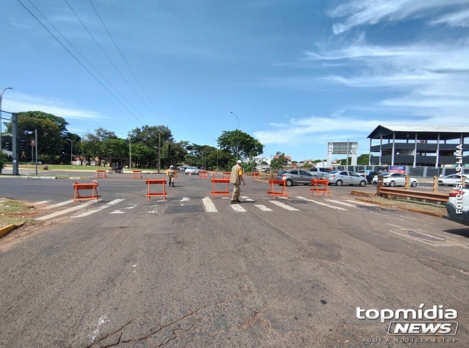 Interdição será para obra em canteiro do córrego que caiu durante temporal