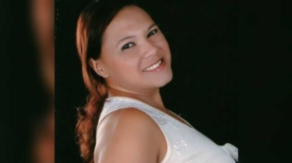 Alexsandra foi morta a facadas pelo marido