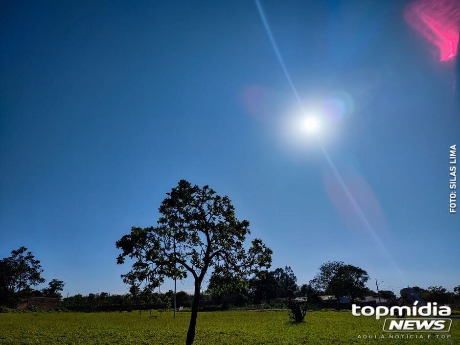 Muito sol e pouca nuvem, Campo Grande terá intenso dia de calor neste sábado