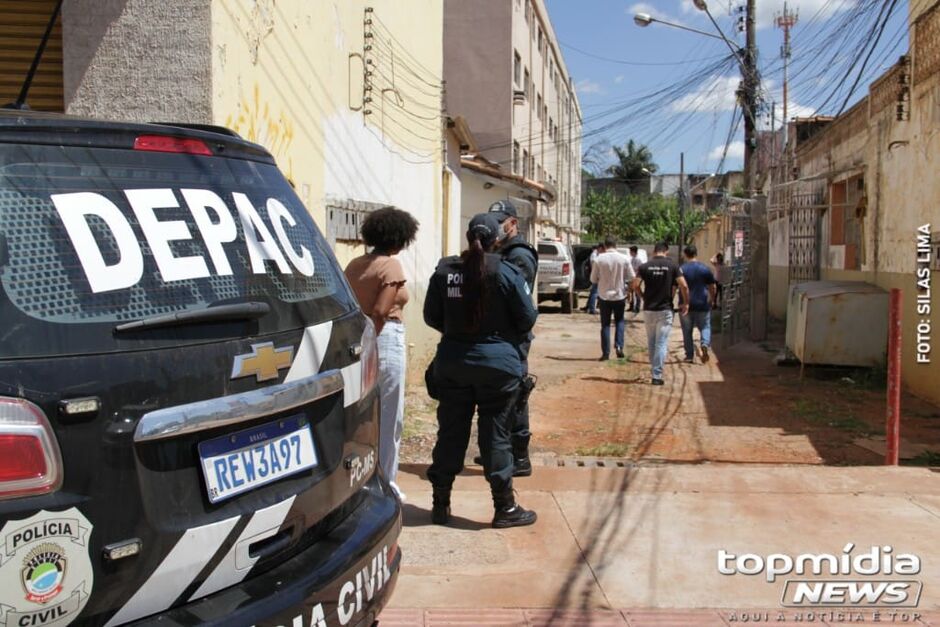 Movimentação foi grande no hotel nesta terça-feira (29)
