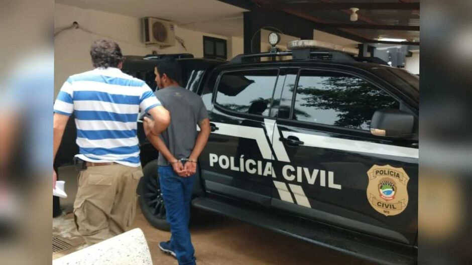 Homem ficou se escondendo em fazendas da região até ser preso na manhã de hoje 