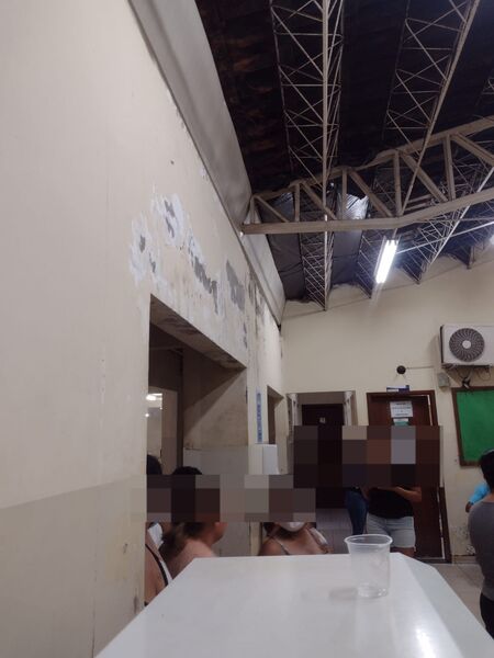 Corredor molhado, mofo e até mesmo ar condicionado em mal funcionamento são umas das reclamações