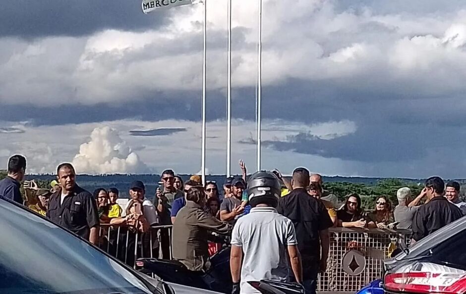 Presidente visitou dois lugares no DF neste sábado 