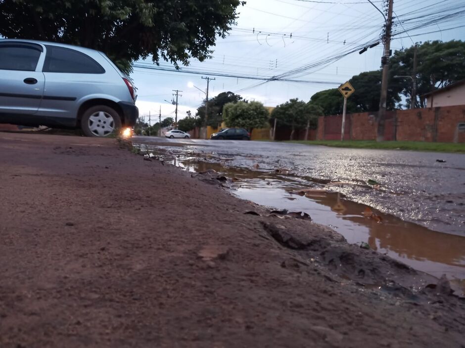 Chuva leve caiu em, ao menos, três grandes bairros 