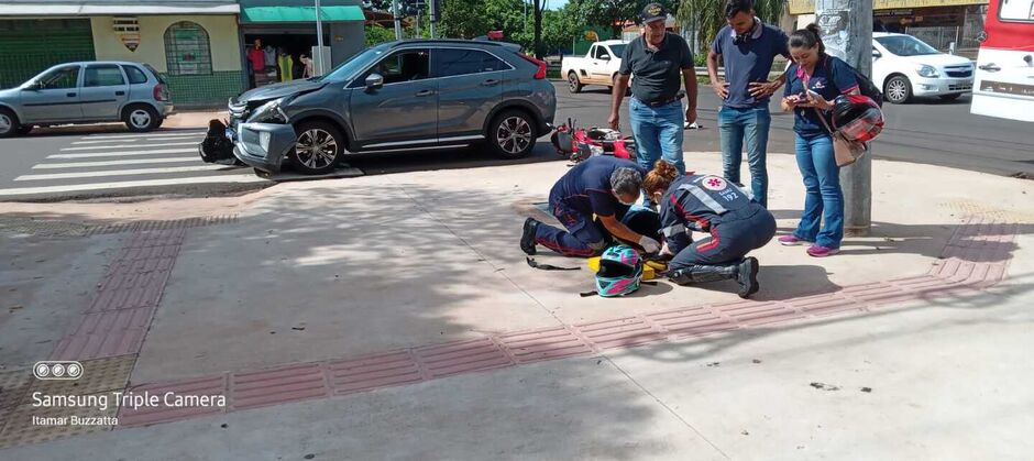 Jovem teve fratura na perna esquerda