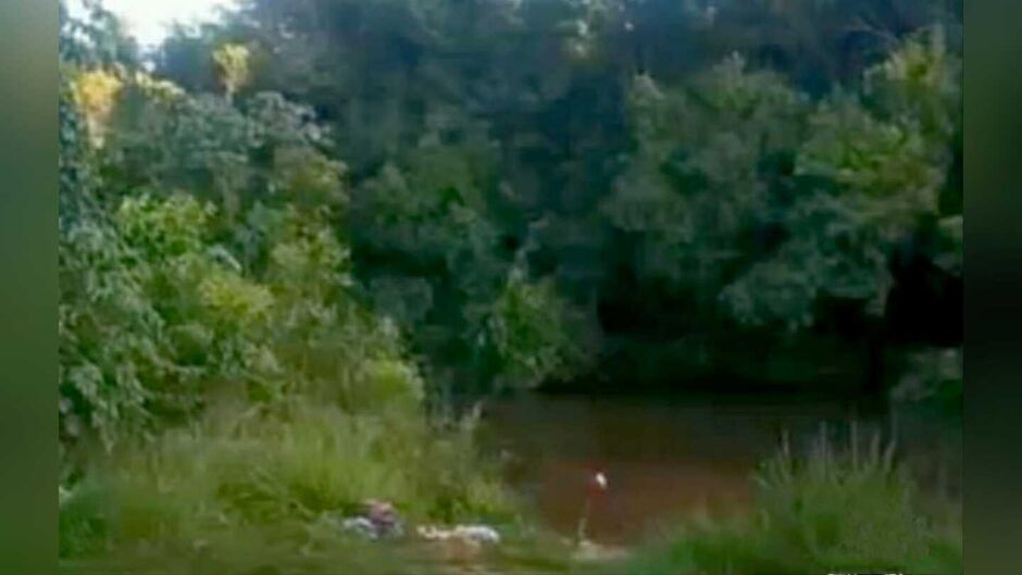 Local onde criança se afogou