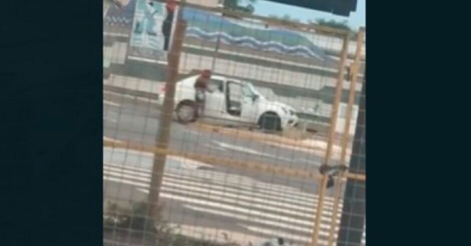 Travesti se revolta e quebra carro na Capital 