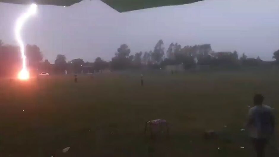 Apesar do susto, jogadores continuaram em Campo 