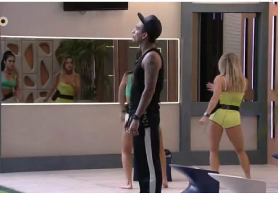 Guimê viralizou após dancinha das colegas de confinamento