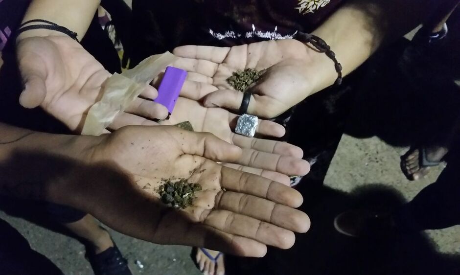 Seguidor de página afirma que bar avisa clientela sobre presença da PM