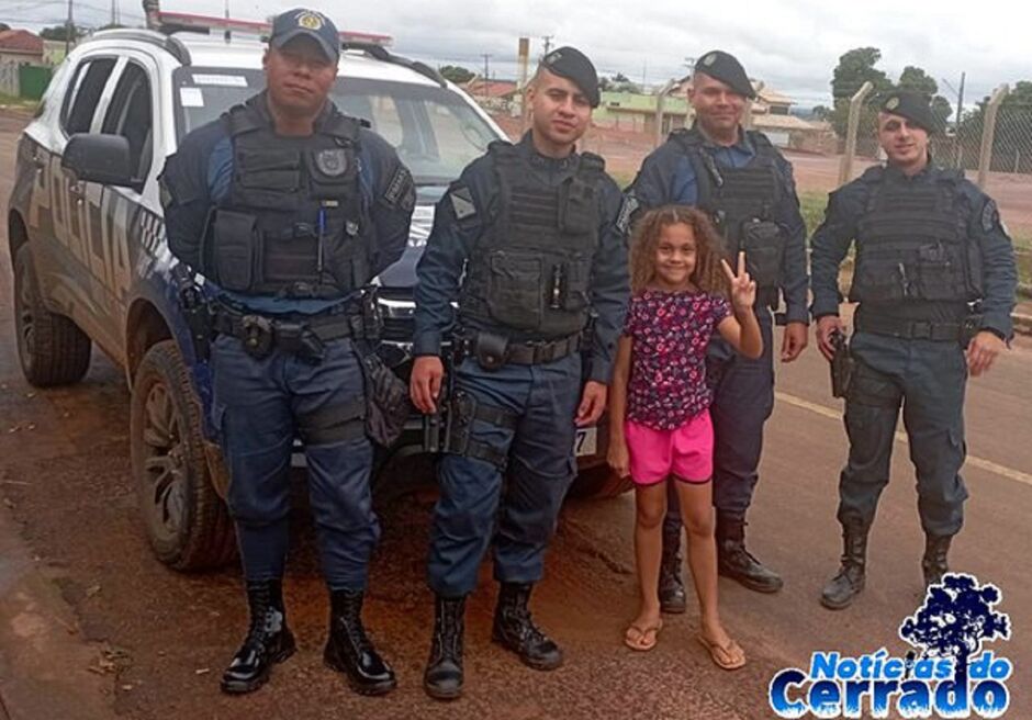 Menina &eacute; f&atilde; da Pol&iacute;cia Militar 