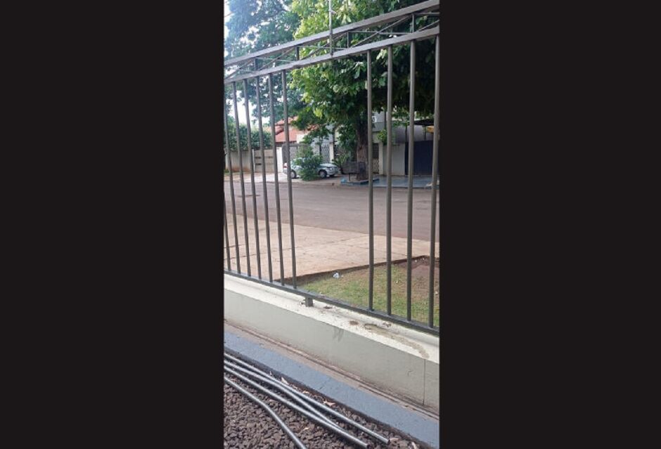 Ladrões atacaram condomínio fechado em Dourados 