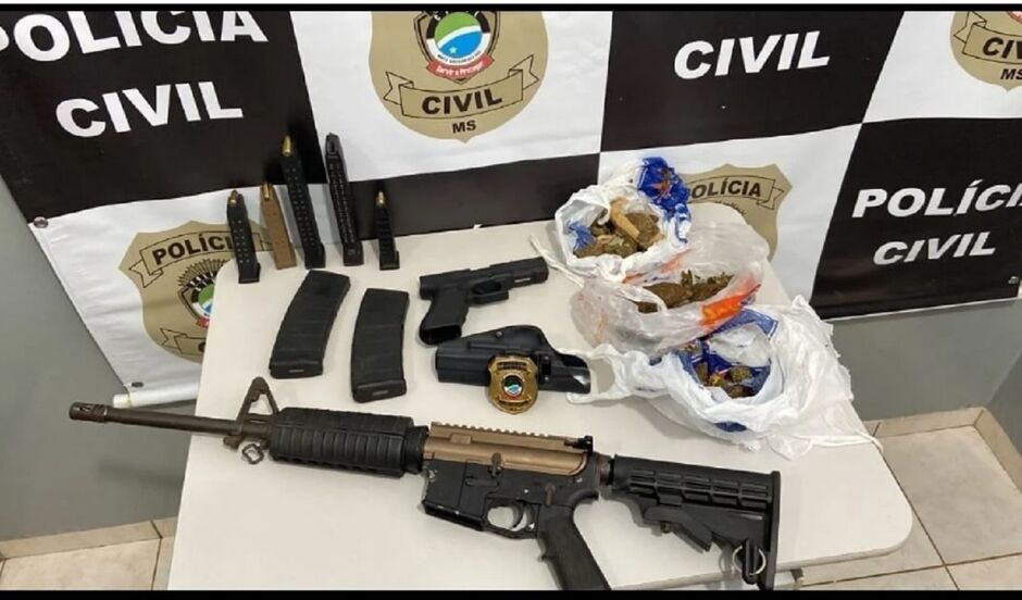 Homem foi preso com armas de grosso calibre