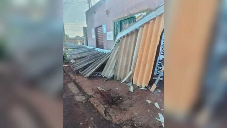 Comércio ficou destruído