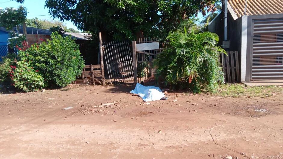 Homem foi morto a facadas no Jardim das meninas