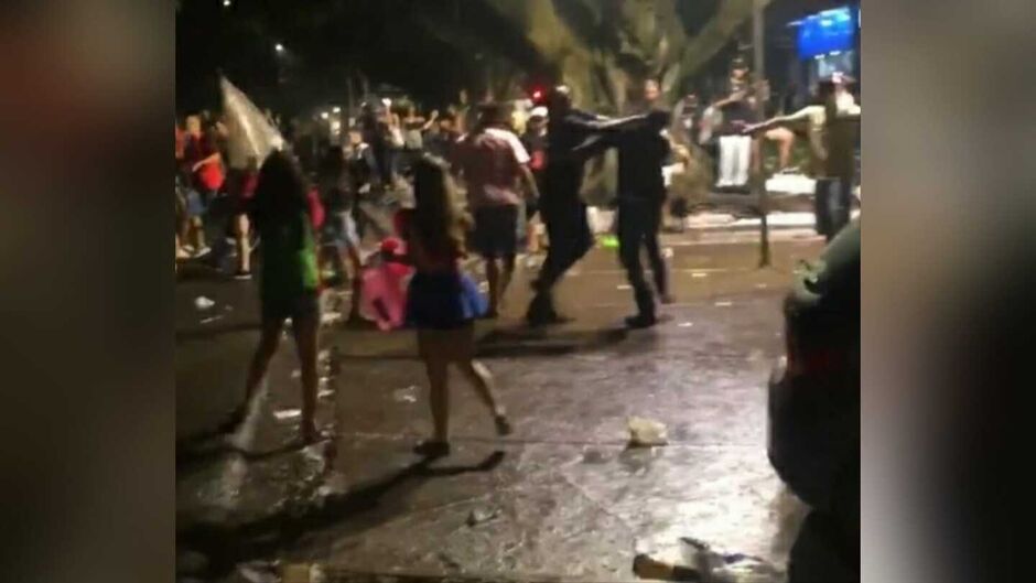 Brigas entre pessoas que saem de casa preparados para confusão foram registradas